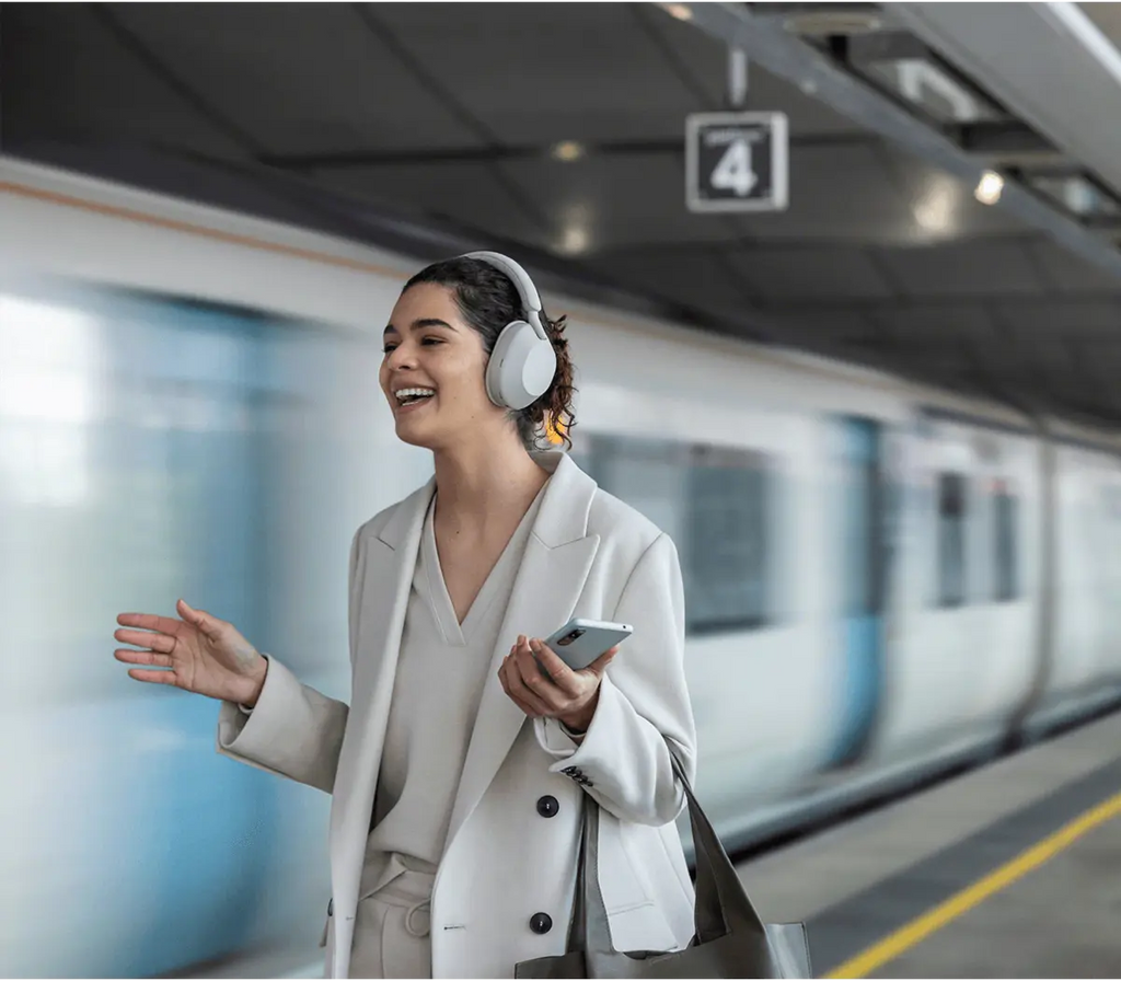 WH-1000XM5 Premium Wireless Noise Canceling Headphones | Silver